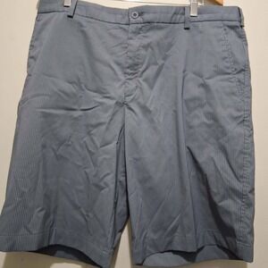 Nike Golf Shorts Gray Pinstripe Flat Front Men's Size 38 Performance  Casual